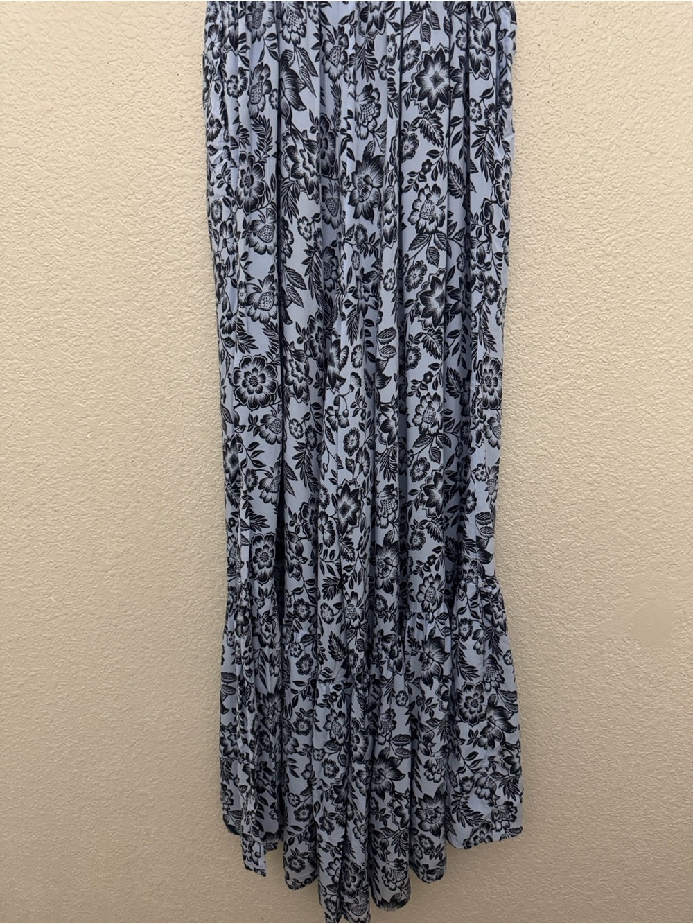 Aerie Blue Floral Smocked Wide Leg Jumpsuit Flowy Boho Pockets Size XL - Picture 11 of 15